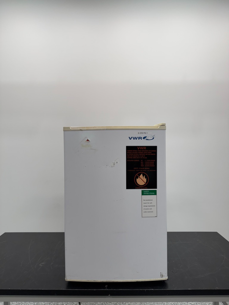 Image of VWR R406FA16 Under Counter Refrigerator